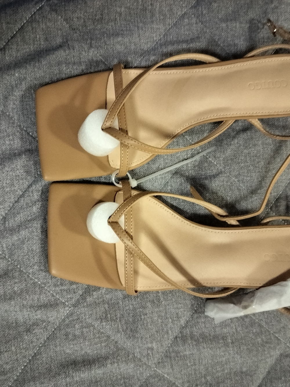 Women's Tan Square-Toe Strappy Sandals with Ankle Wrap Size 9
